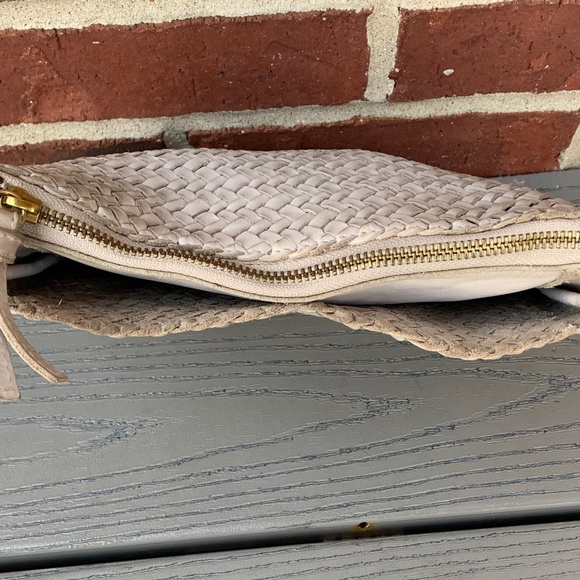 Madewell The Knotted Crossbody Bag in Woven Leather - Picture 11 of 14